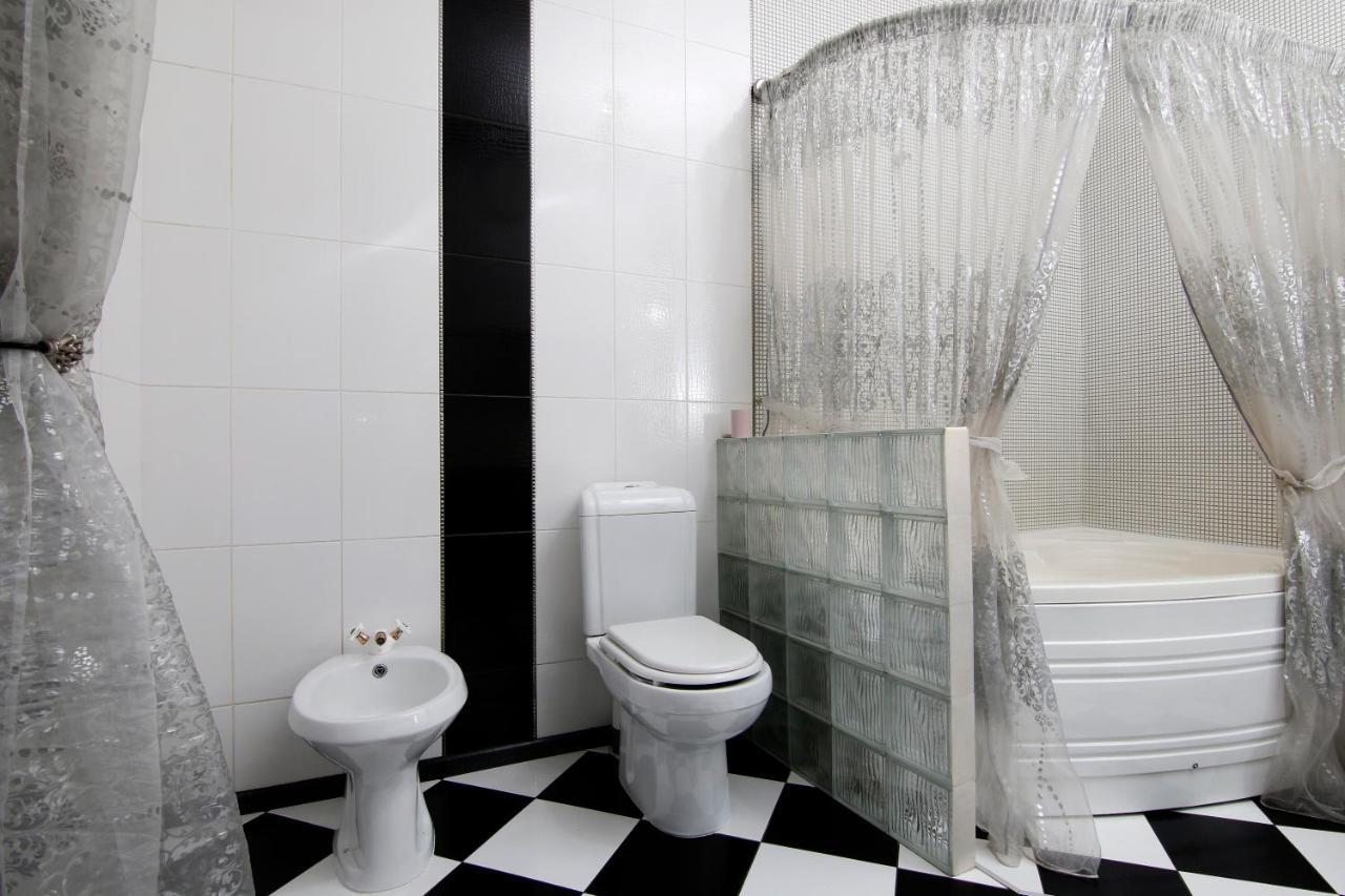 Апартаменты Возле Вокзала, Центр Dnipro Extérieur photo